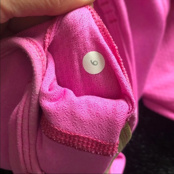 Lululemon No Limit Tank Size 6 - Picture 5 of 5